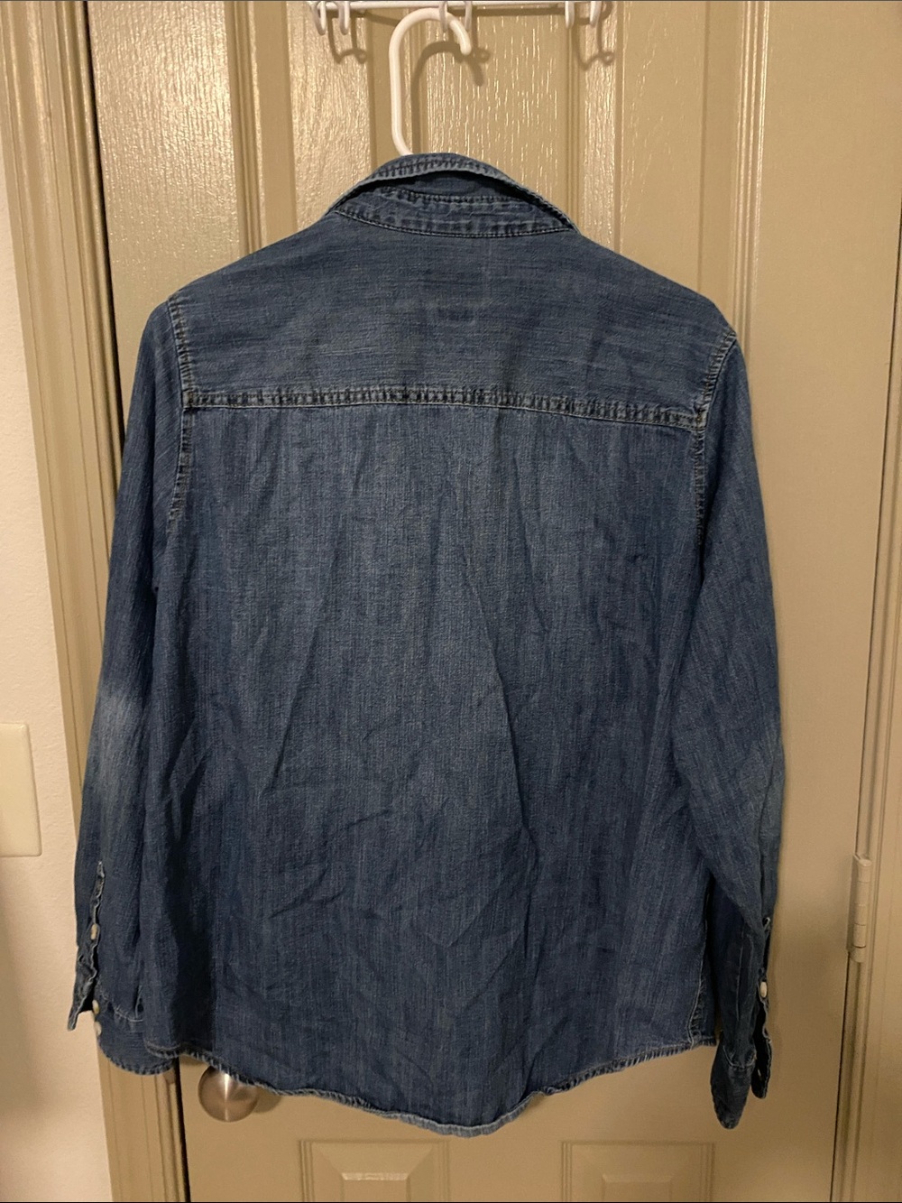 Universal Thread Medium Blue Denim Button-Up Jacket - Picture 6 of 6